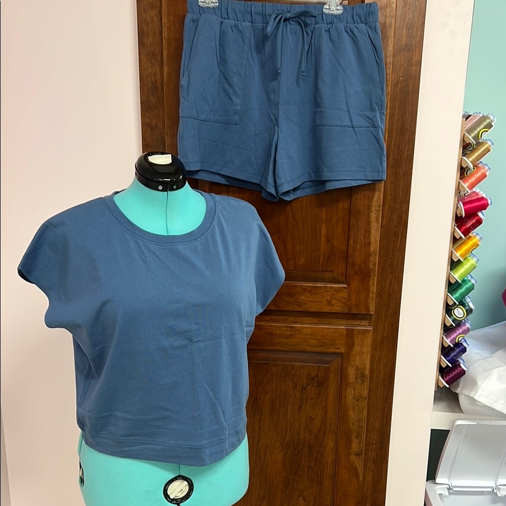 Zenana Outfitters Blue Top and Shorts Set